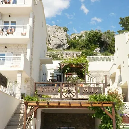 Mily Апартаменты *