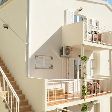 Mily Апартаменты