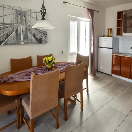Mily Apartment Baska Voda