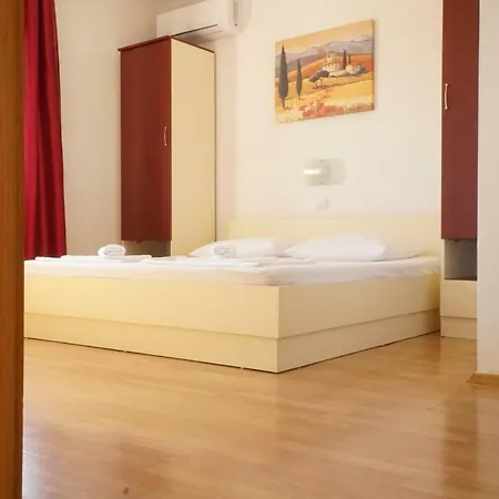 Mily באסקה וודה